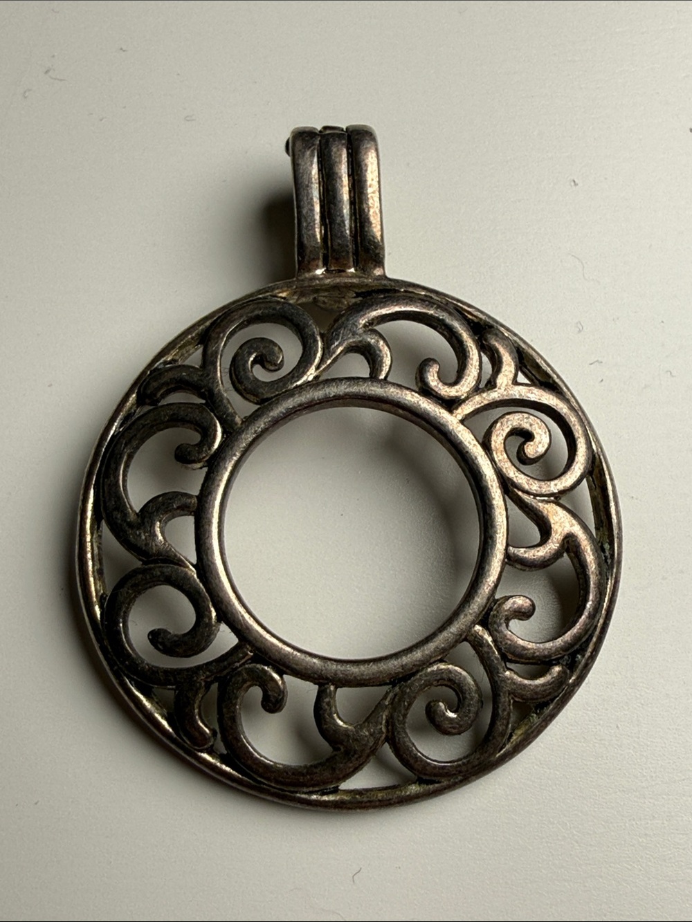 Vintage premier designs pewter looking alloy metal silvertone pendant charm